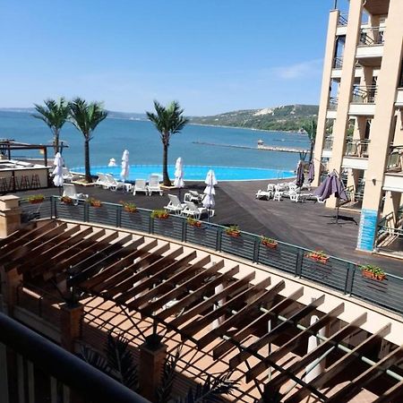 Port Balchik Apartment Exterior photo