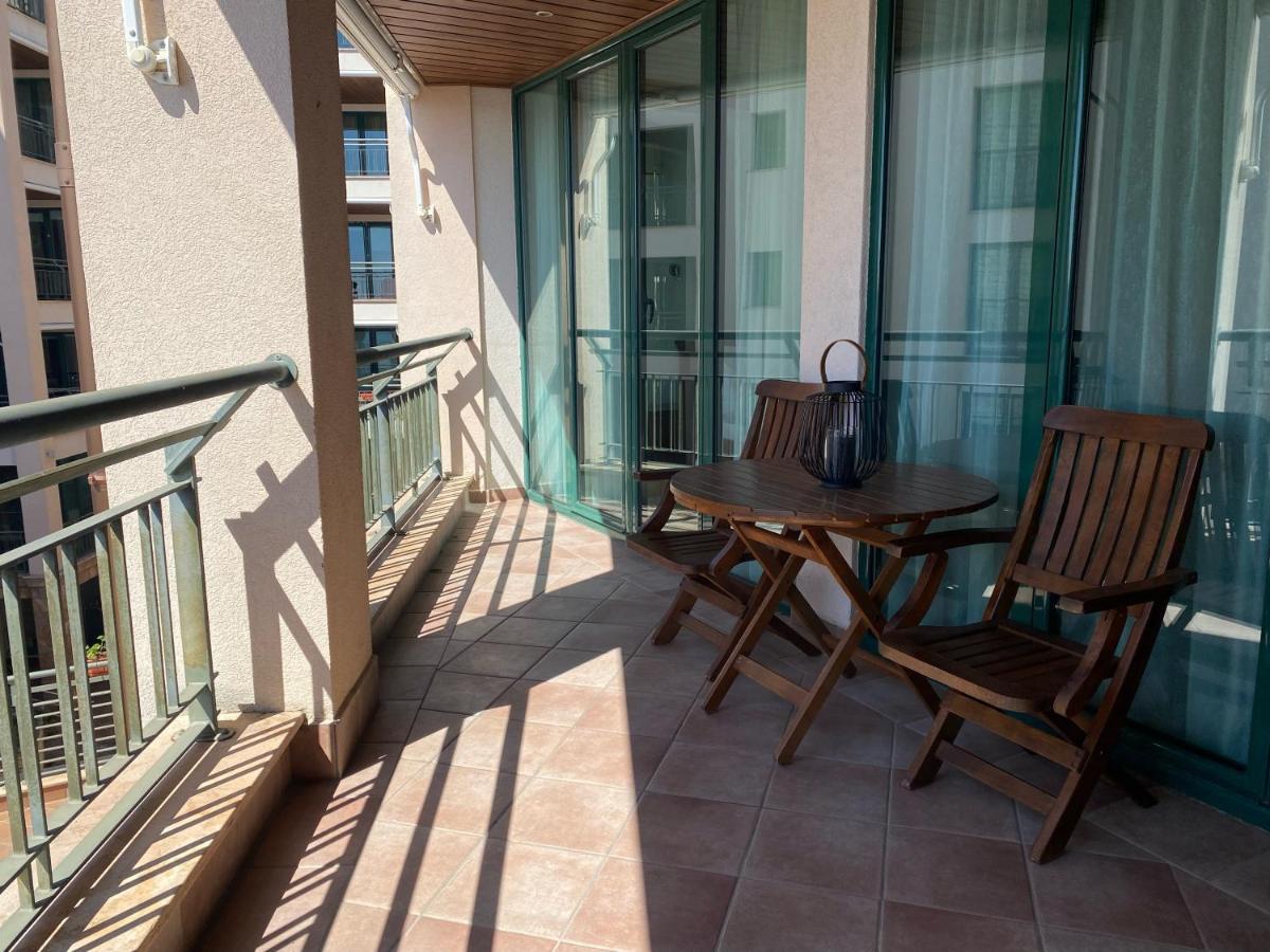 Port Balchik Apartment Exterior photo